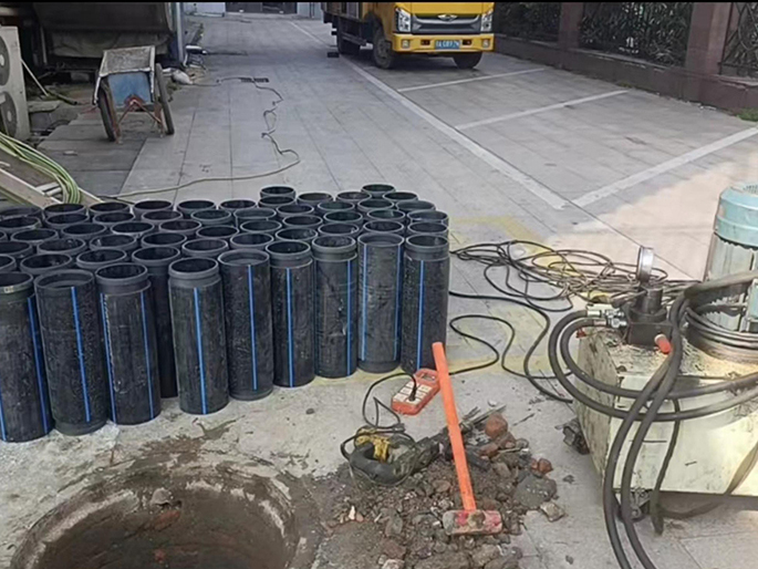 蒙城PE置换管厂家 DN315置换管 非开挖管短管置换